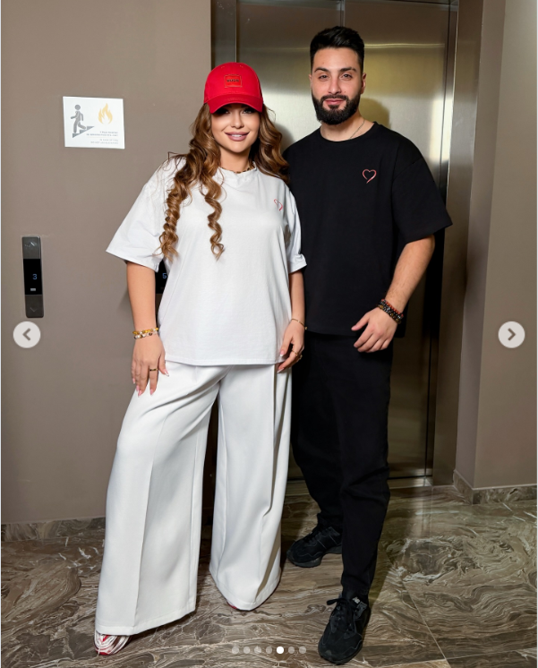 Футболка Love is